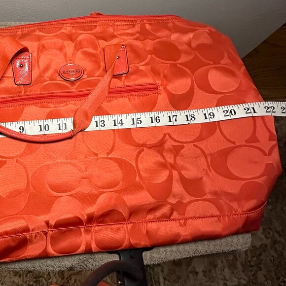 Coach Weekender/Duffle Bag - Picture 3 of 10